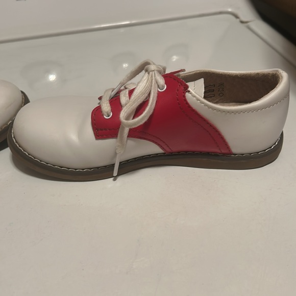Footmates Apple Red Cheer Saddle Shoe SIZE 12 - Picture 6 of 9